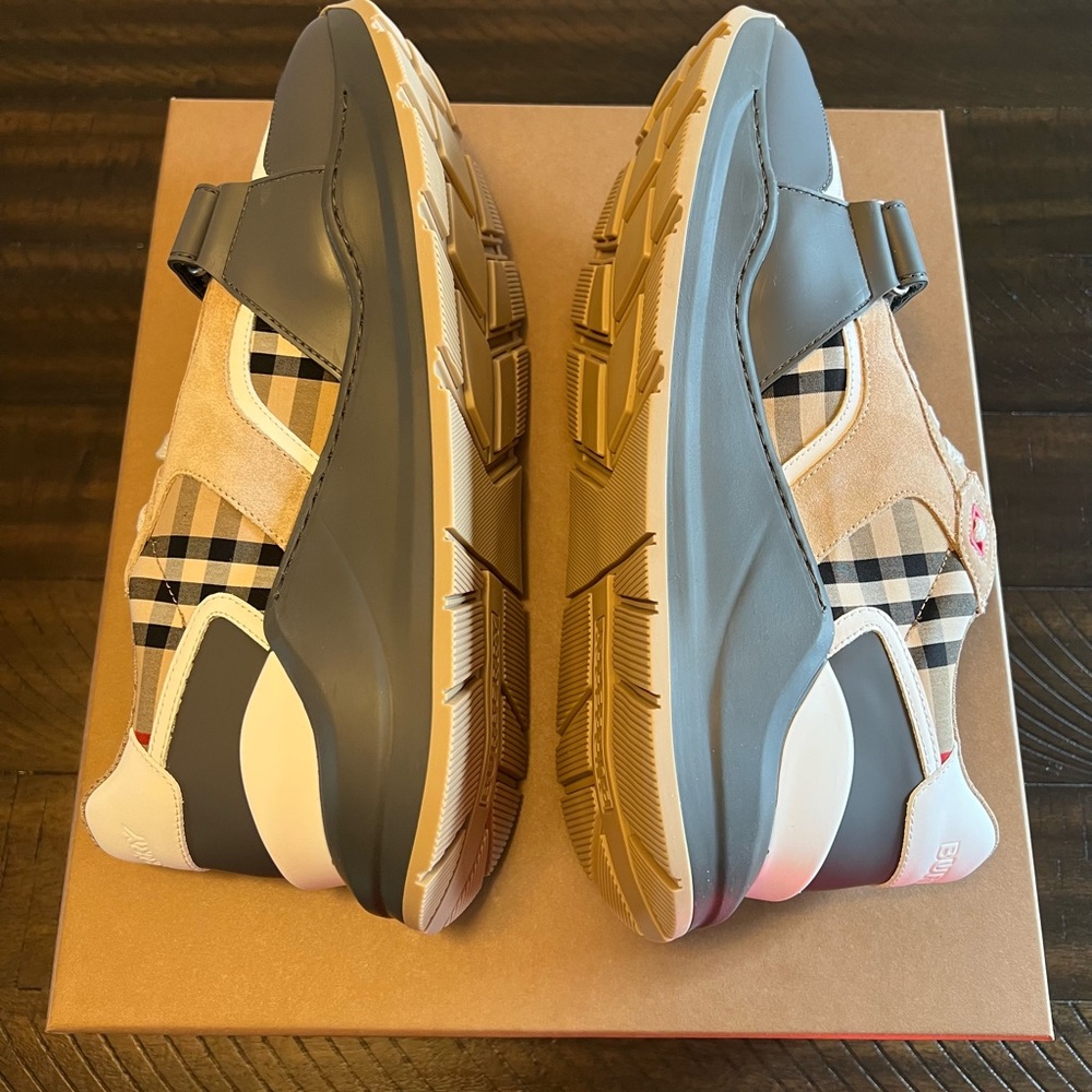 Vintage Burberry Ramsey Grey/Archive Beige Checkerboard Size 44 EU 8031098 NIB - Picture 9 of 16
